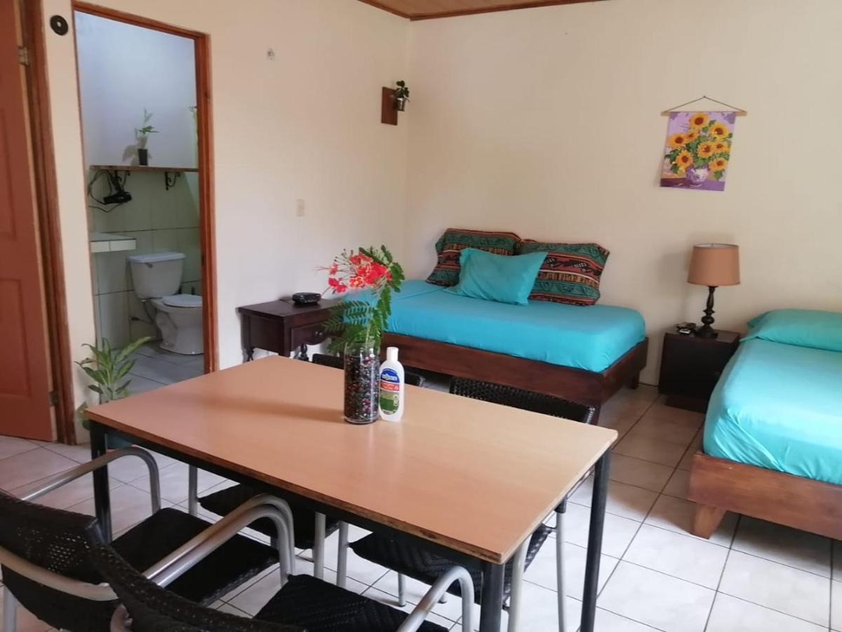 Cahuita Lodge Bagian luar foto