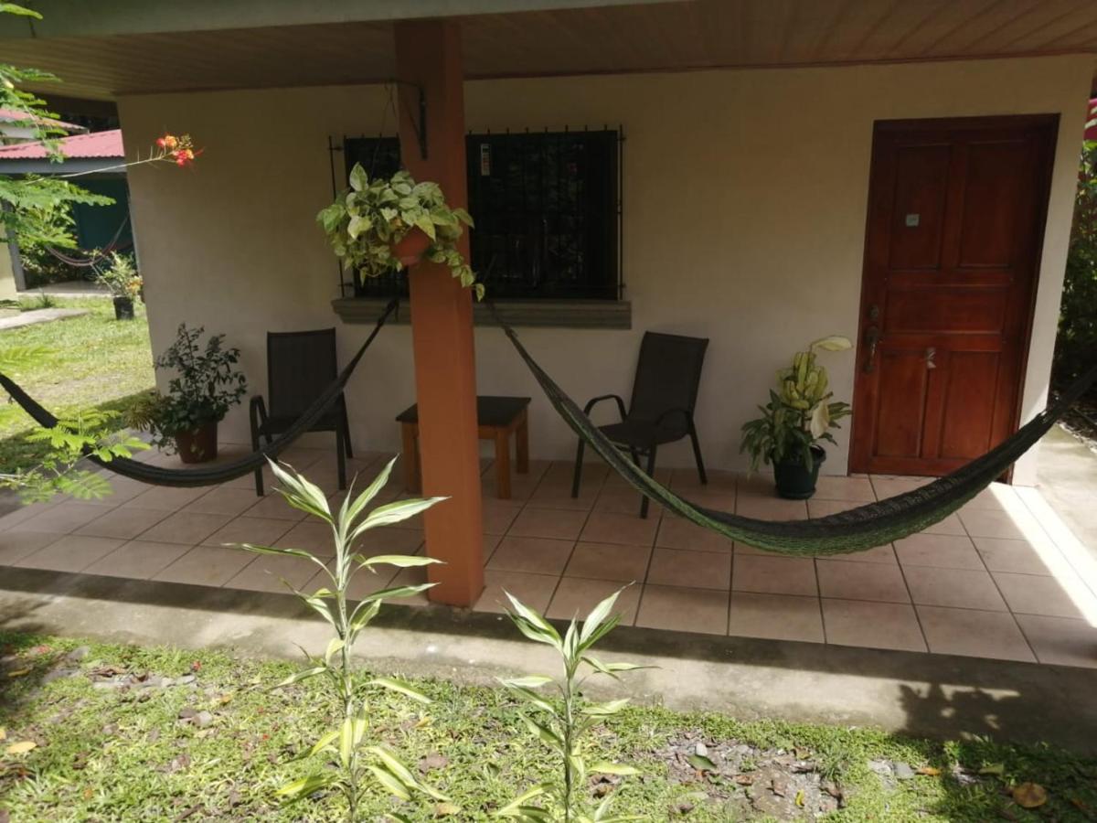 Cahuita Lodge Bagian luar foto