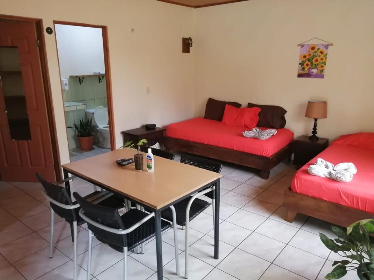 Cahuita Lodge Bagian luar foto