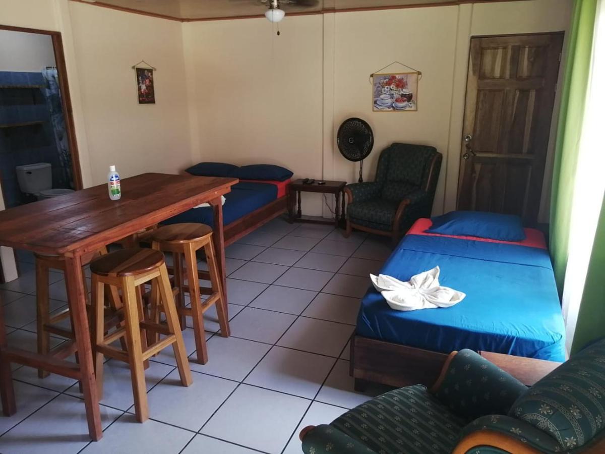 Cahuita Lodge Bagian luar foto
