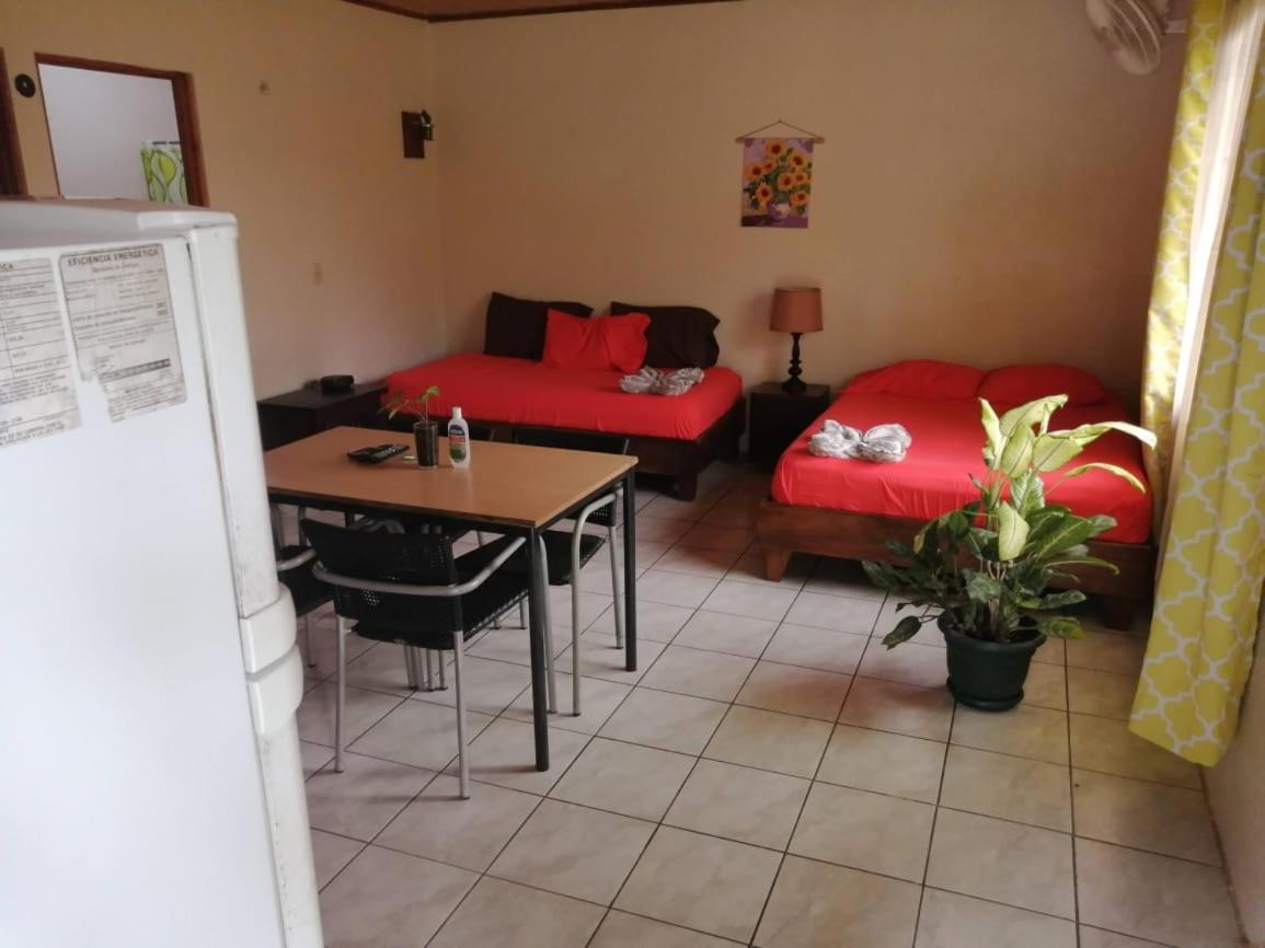 Cahuita Lodge Bagian luar foto
