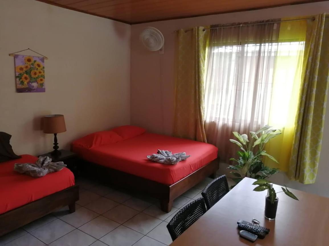 Cahuita Lodge Bagian luar foto
